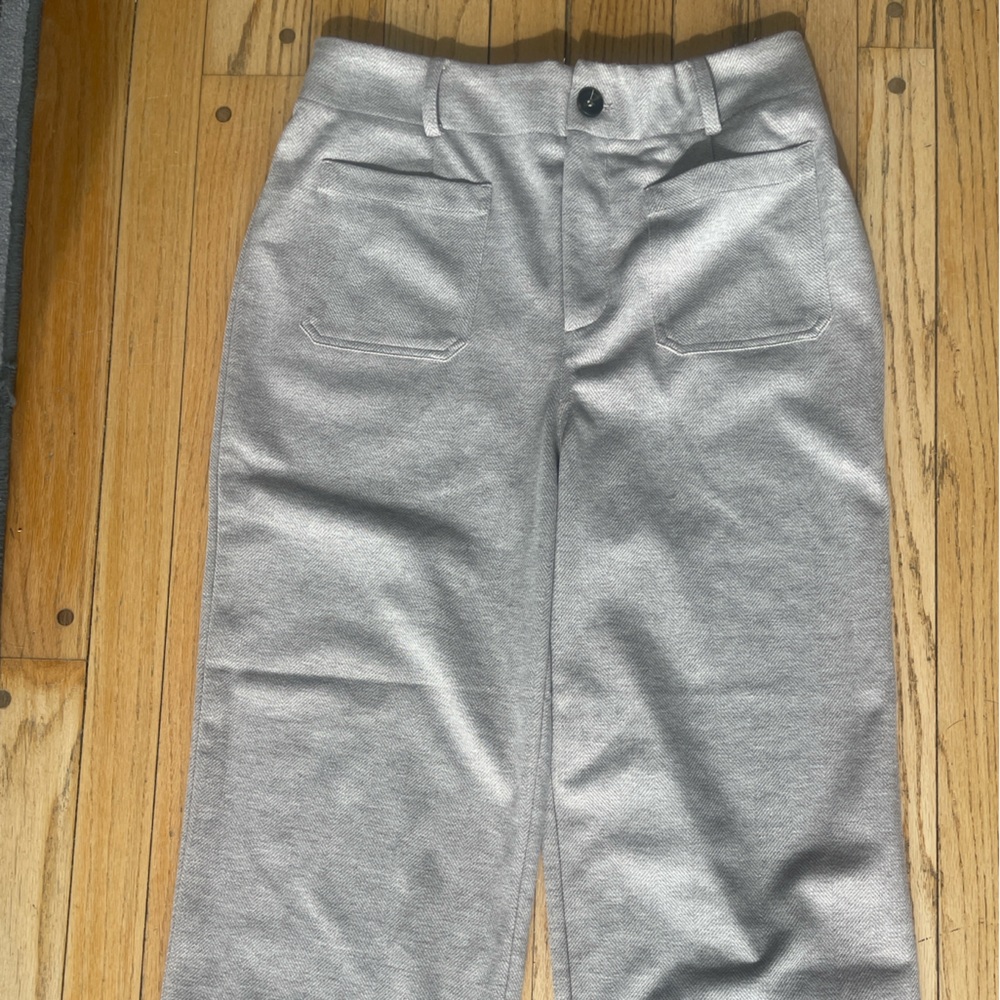 Bagatelle collection trouser. nwot. Taupe with cream. Wide leg. Back elastic.